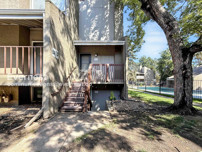 Foto principal - 5300 E Cherry Creek S Dr