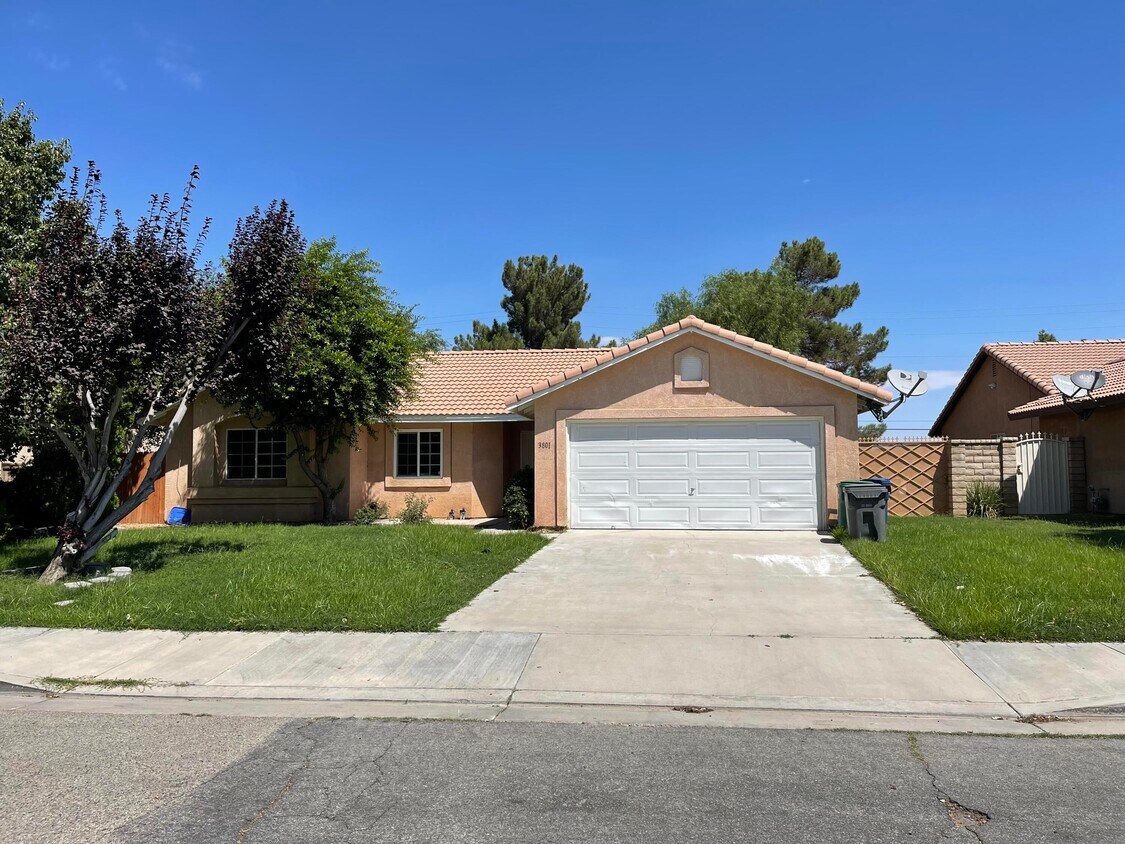 3801 Sonora Way, Palmdale, CA 93550 House Rental in Palmdale, CA