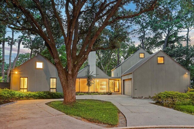Foto del edificio - 7627 River Point Dr