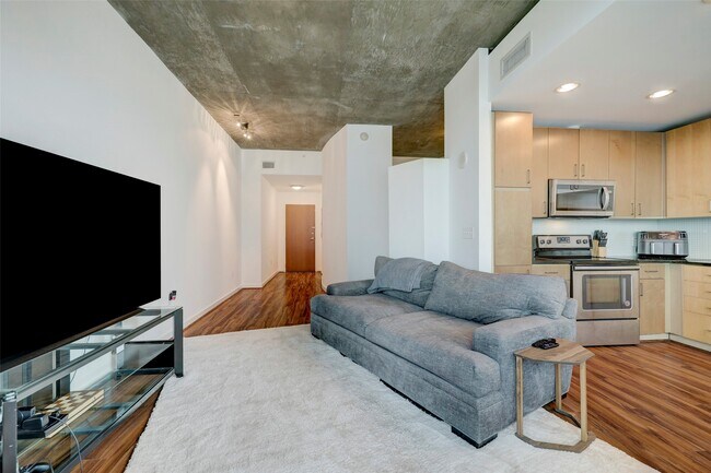 Foto del edificio - 5925 Almeda Rd