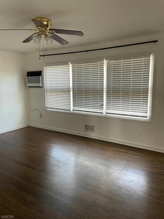 Foto del edificio - 31 Kingston Rd