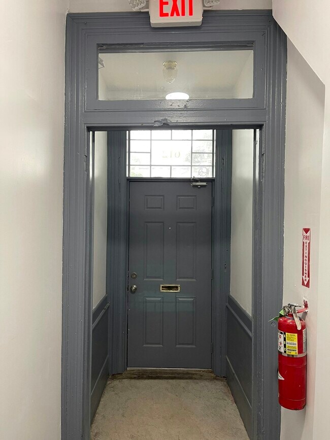 Foto del edificio - 612 W Norris St