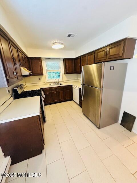 Building Photo - 8 Brenner Ct