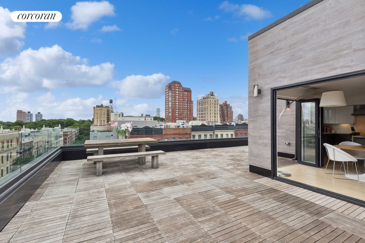 Foto principal - 952 Columbus Ave