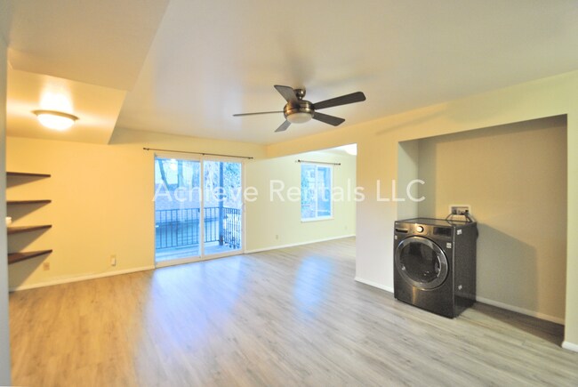 Foto del edificio - 167 E 100 N