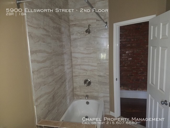 Foto del edificio - 2 Bedroom Apartment in Cobb's Creek