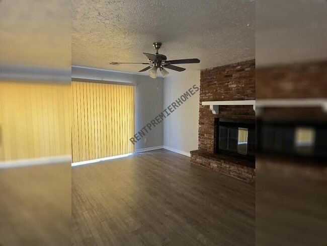 Building Photo - 4413 NW 12th St