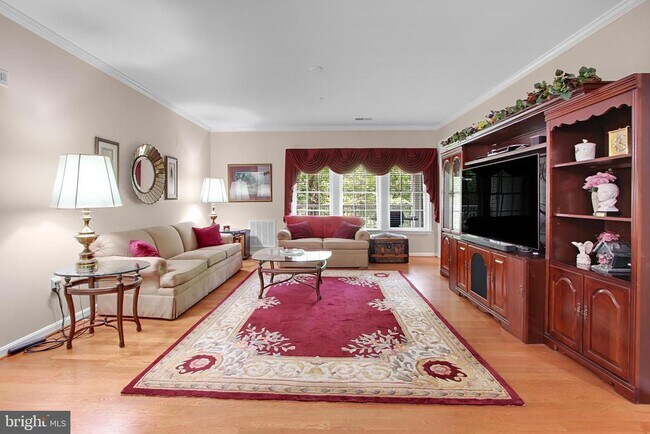 Foto del edificio - 1003 Running Creek Way