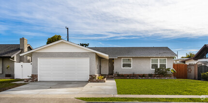 Building Photo - 6692 Timaru Cir