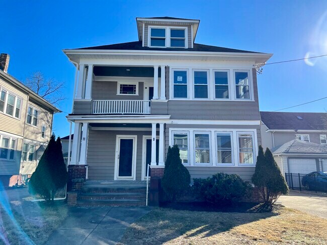 Building Photo - 9 Paine Ave