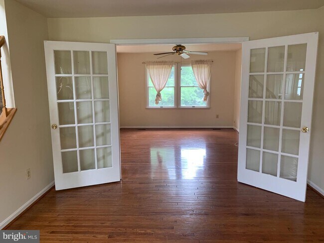 Building Photo - 3610 Mill Lawn Ct