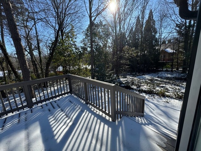 Foto del edificio - Modern 3bed/2bath in GREAT neighborhood!