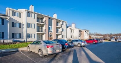 Building Photo - Riverbend Apartments