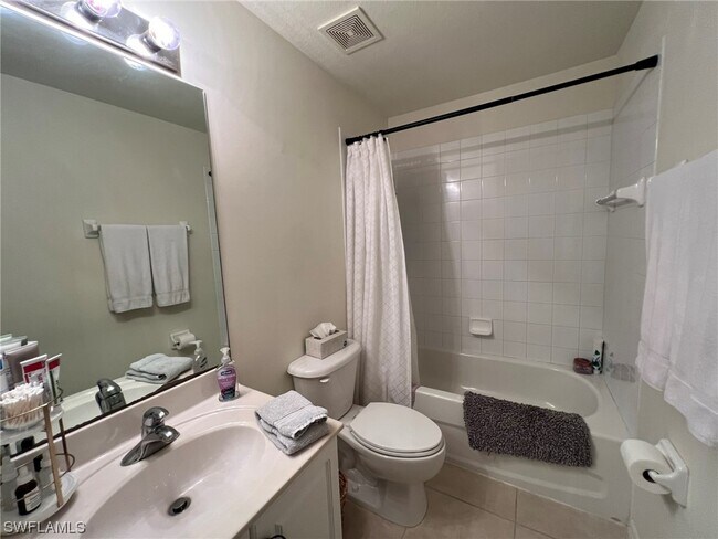 Foto del edificio - 9440 Ivy Brook Run