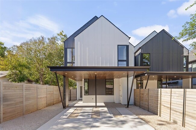 Building Photo - 613 Clifford Dr