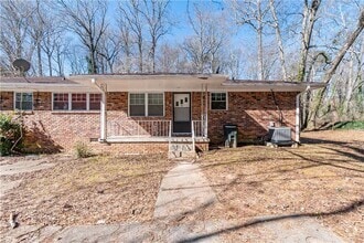 Building Photo - 207 Buchanan Terrace