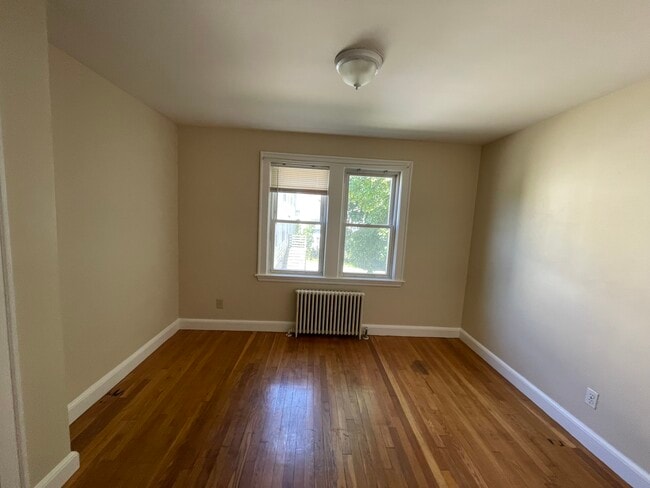 Building Photo - 116 Clay St
