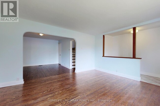 Photo du bâtiment - 21 Pleasant Ave