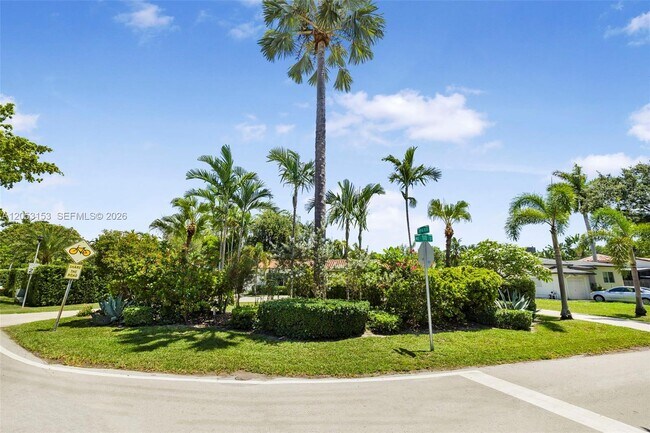 Foto del edificio - 11121 Griffing Blvd