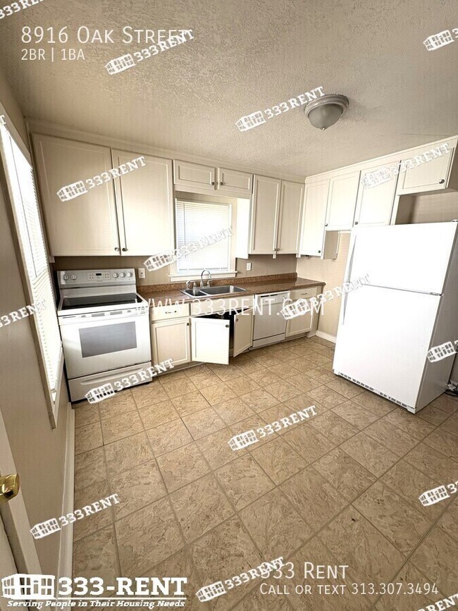 Foto del edificio - 8916 Oak St