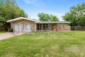 Building Photo - 614 N Brownthrush Ln