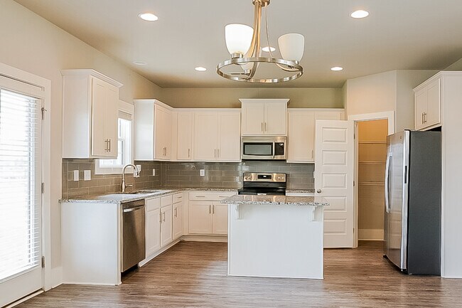 Foto del edificio - 385 McCollum Rd, Meridianville, AL
