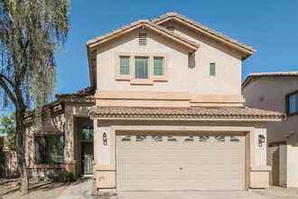 Building Photo - 8216 W Globe Ave