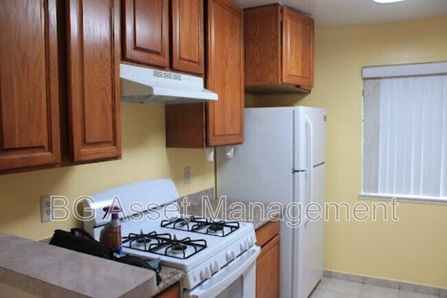 Foto del edificio - 3112 Groom Dr