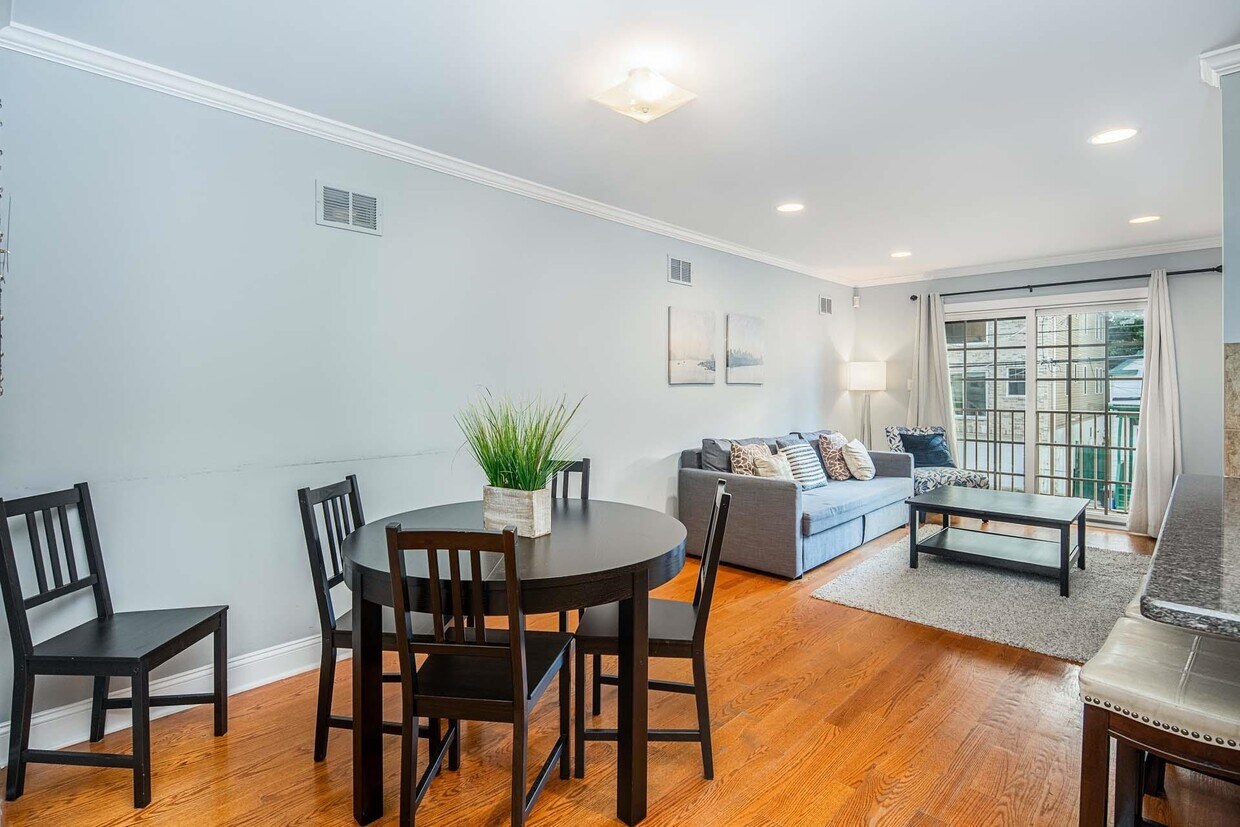 Foto principal - 72 Hutton St