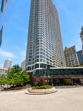 Building Photo - 405 N Wabash Ave