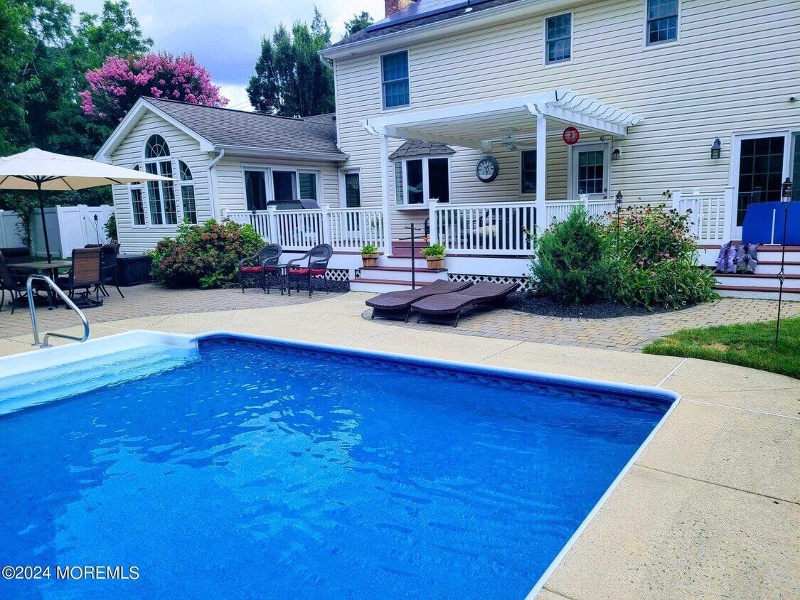 Foto principal - 1578 N Bay Ave