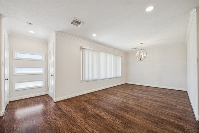 Foto del edificio - 5226 Nina Lee Ln