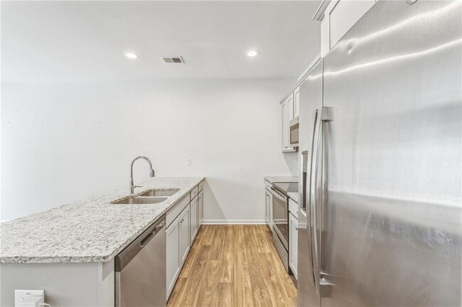 Building Photo - 3122 Meadowstone Ln SW