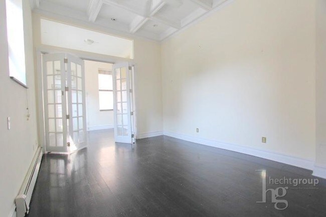 Building Photo - 312 Bowery