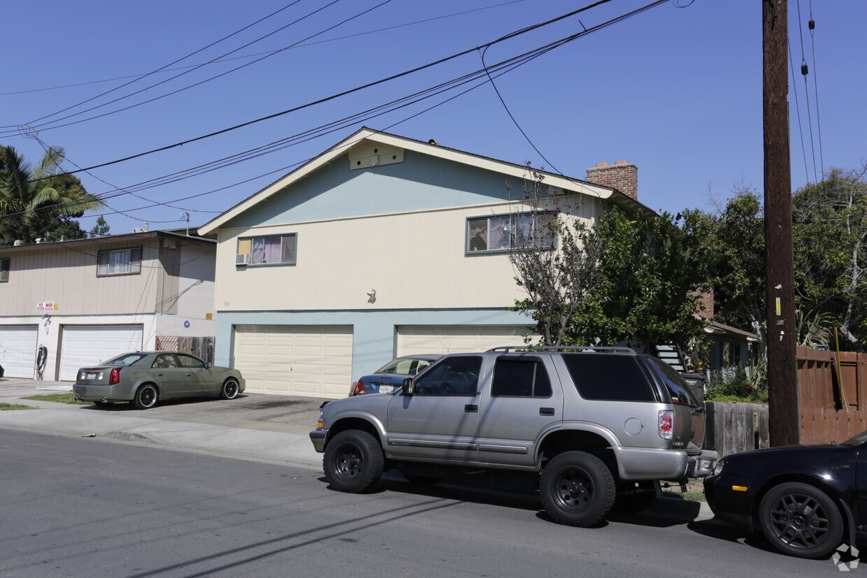 Primary Photo - 7711 Fir Dr