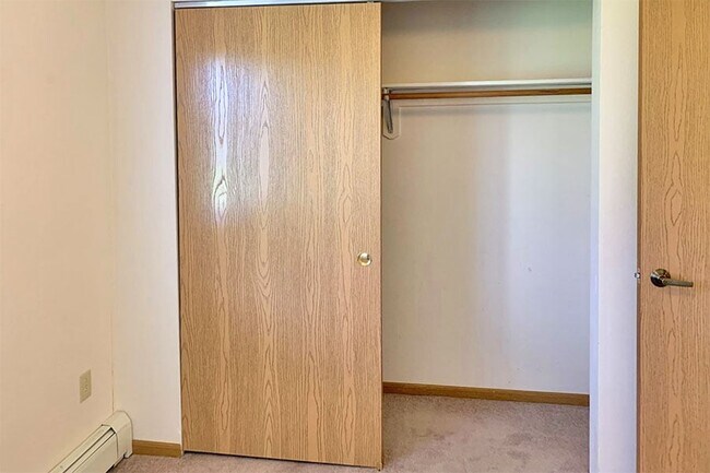 Foto del edificio - Pebble Creek Apartments