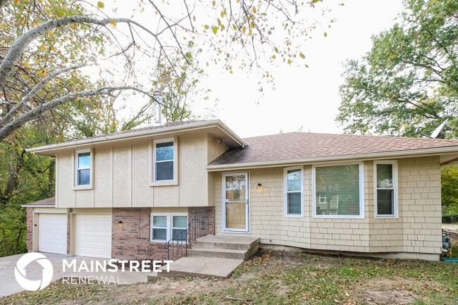 Building Photo - 306 Speck Ave