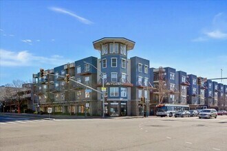 Building Photo - 1121 40th St