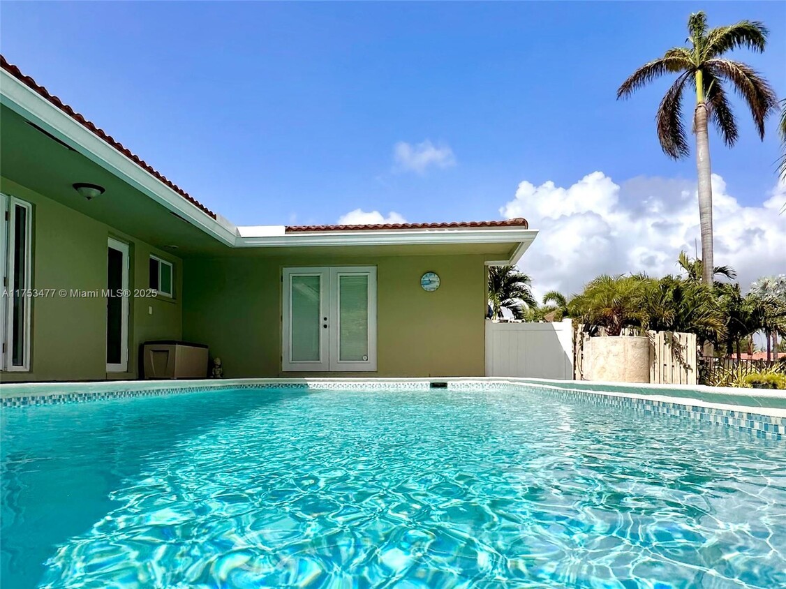 Foto principal - 1485 NE 57th St