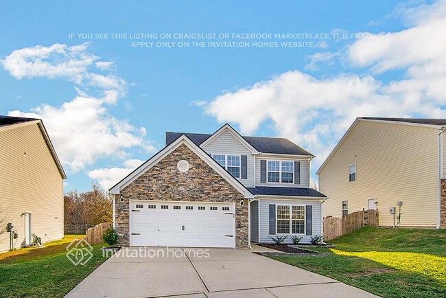 Foto del edificio - 2437 Lazy River Dr