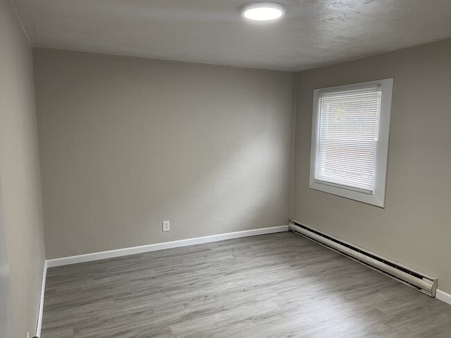 Building Photo - 6 Blodgett Pl