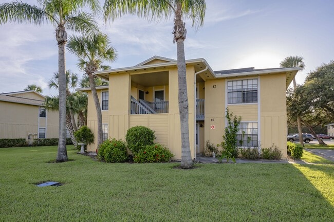 Building Photo - Seaside Villas Apartments