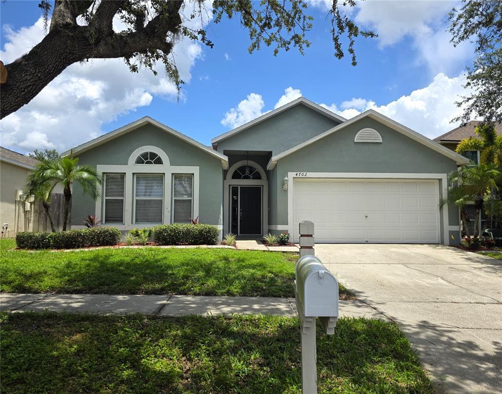 Foto principal - 4702 Ramshead Dr