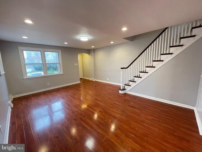 Building Photo - 6542 Bradford Terrace