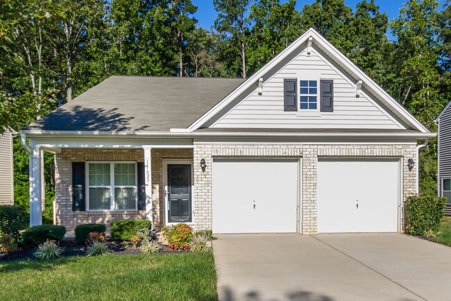 Building Photo - 11629 Sweetbriar Ridge Dr