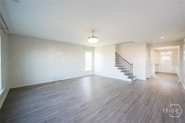 Foto del edificio - 23 Brookhaven Dr