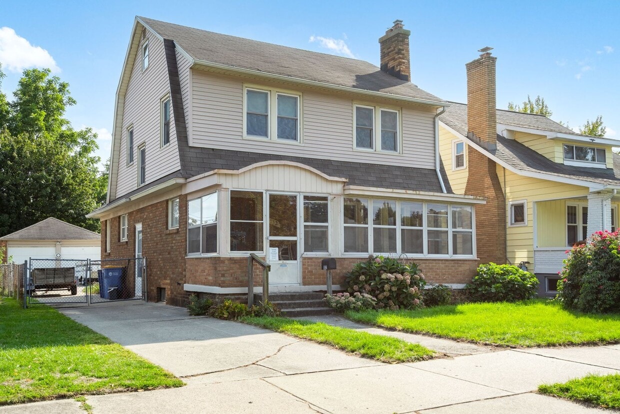 Foto principal - 1132 California St NW