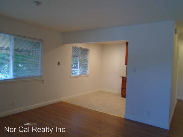 Building Photo - 22175 Rio Vista St