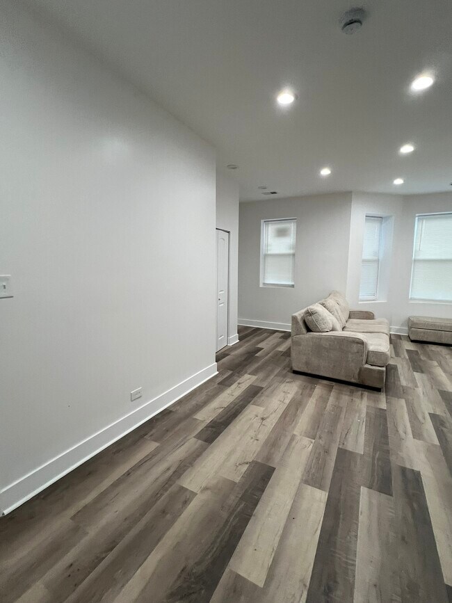 Foto del edificio - 3626 W Grenshaw St