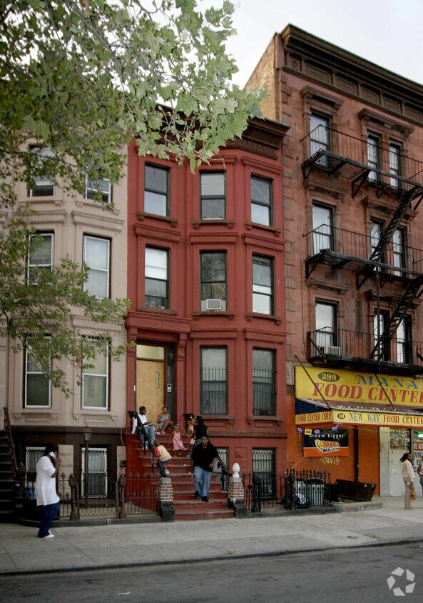Primary Photo - 297 Halsey St